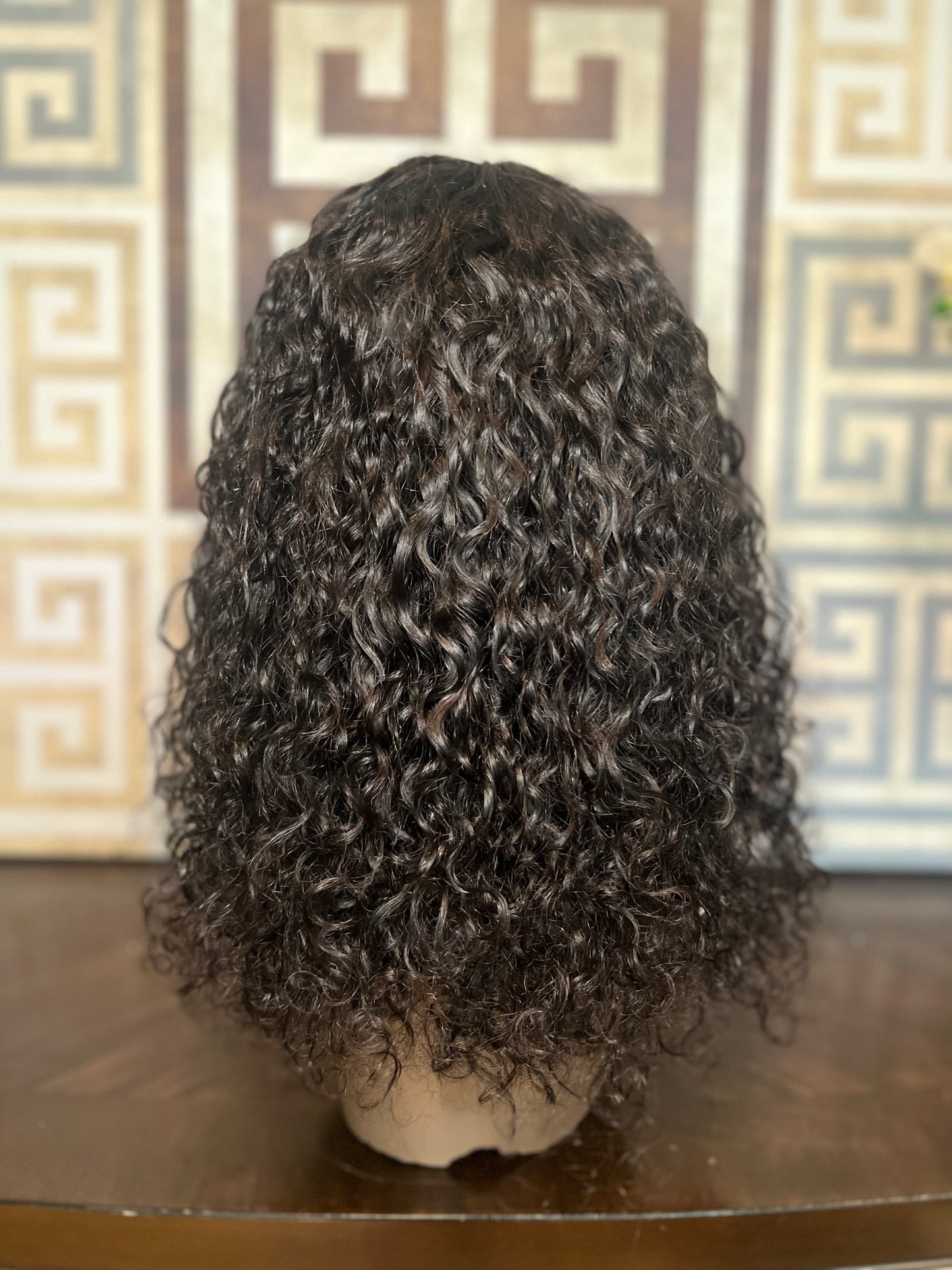 14β Curly Crown Bobs