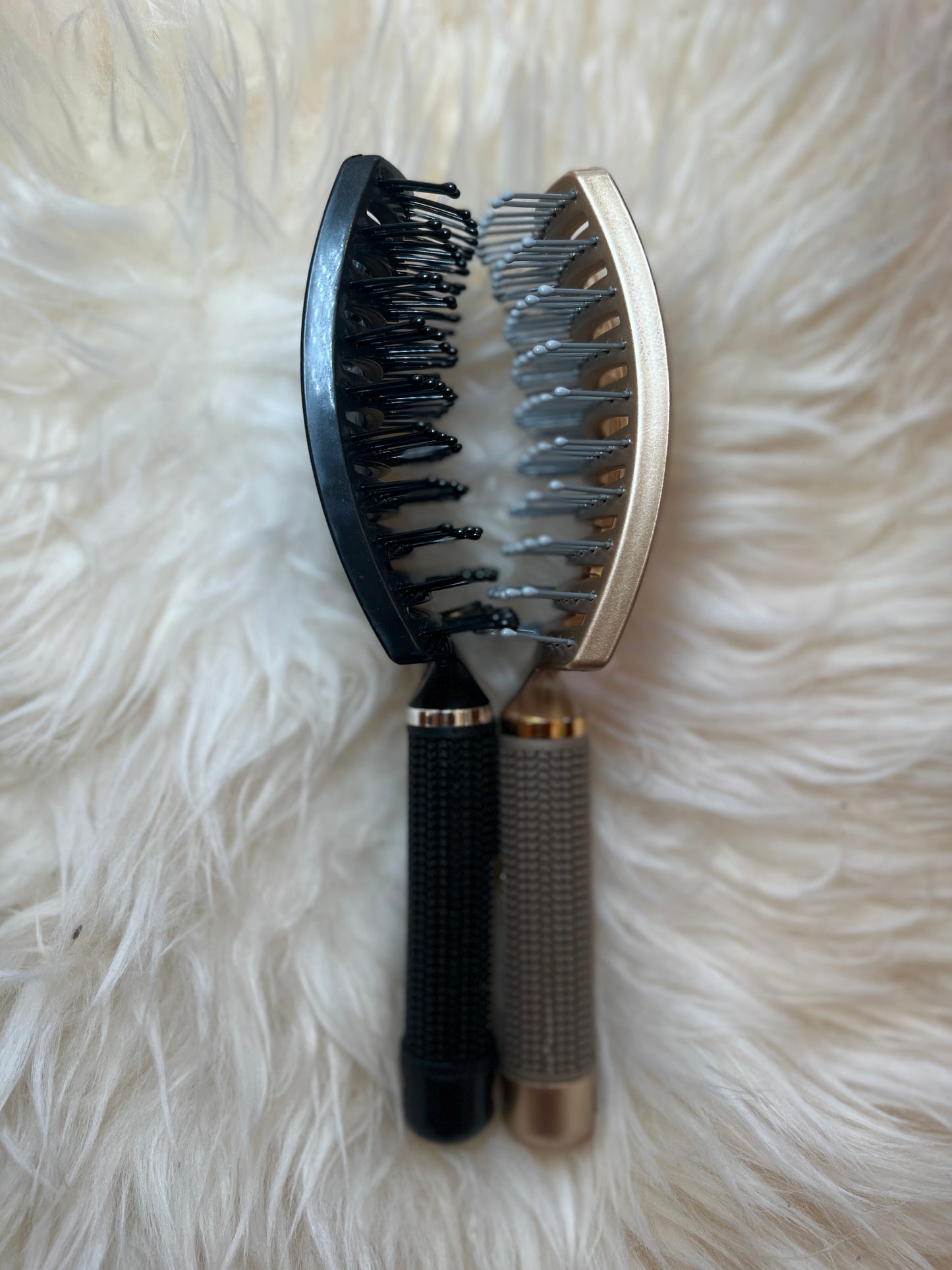 Large Wave Detangle Brush