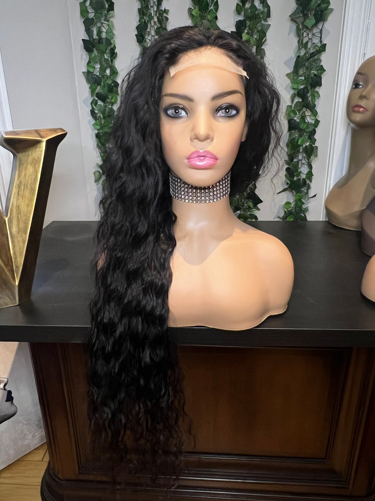 G.L.O.W. 30” closure wig