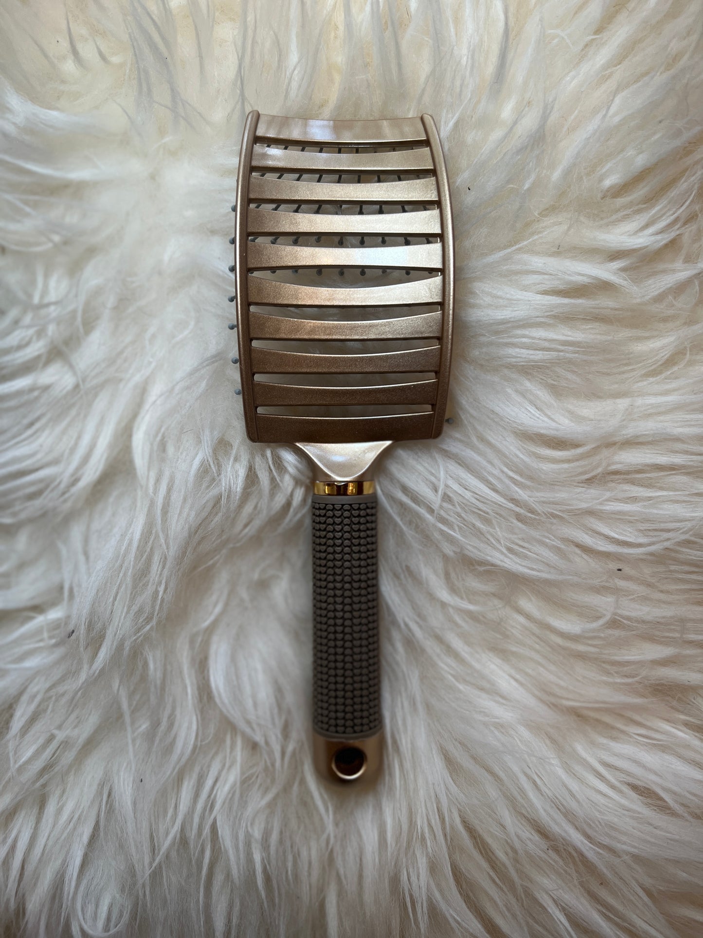 Large Wave Detangle Brush